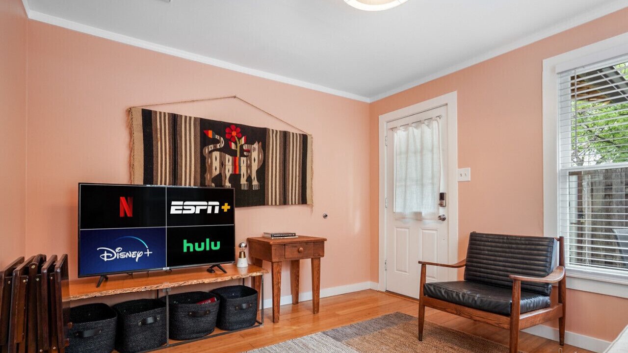Photo of Bedroom in Holly