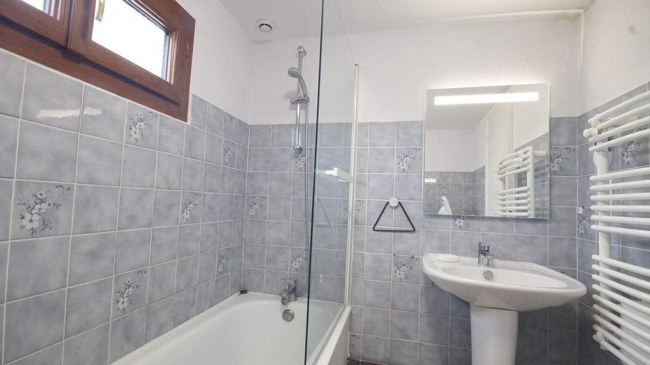 Photo of Bathroom in Massy