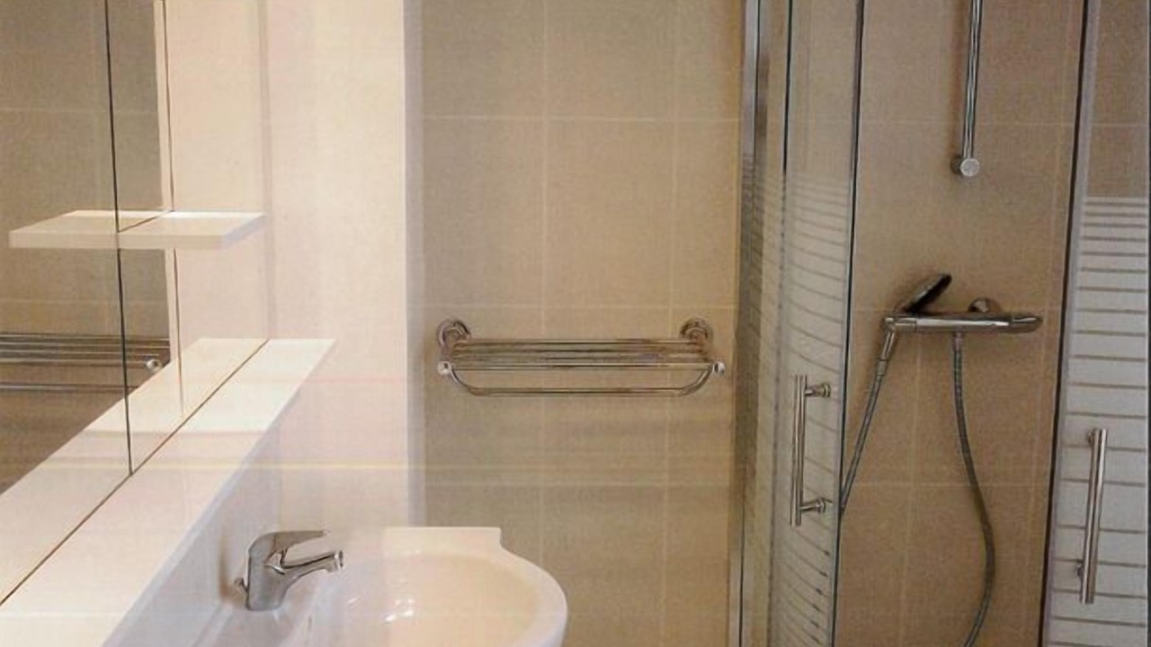 Photo of Bathroom in Lintot