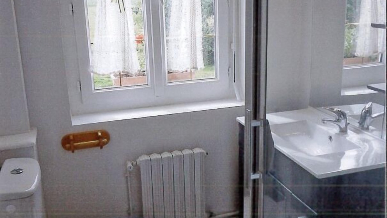 Photo of Bathroom in Lintot