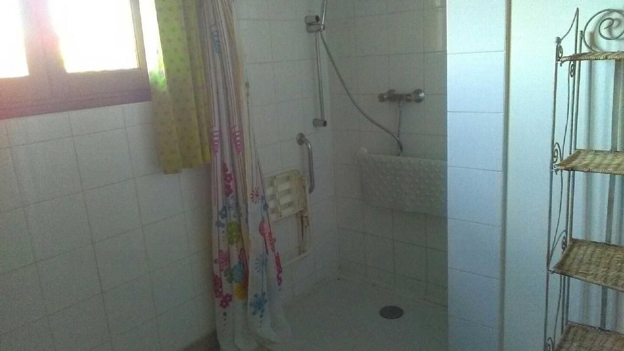 Photo of Bathroom in Bailleul-Neuville