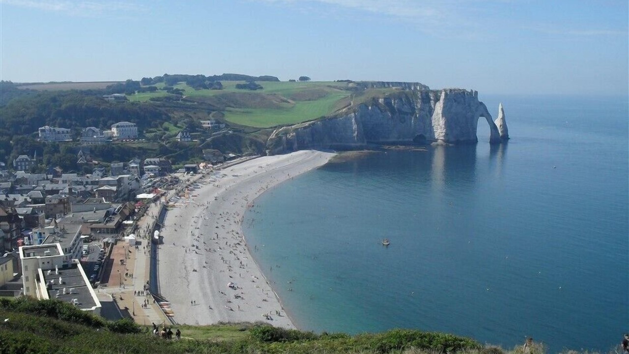 Photo of Others in Etretat