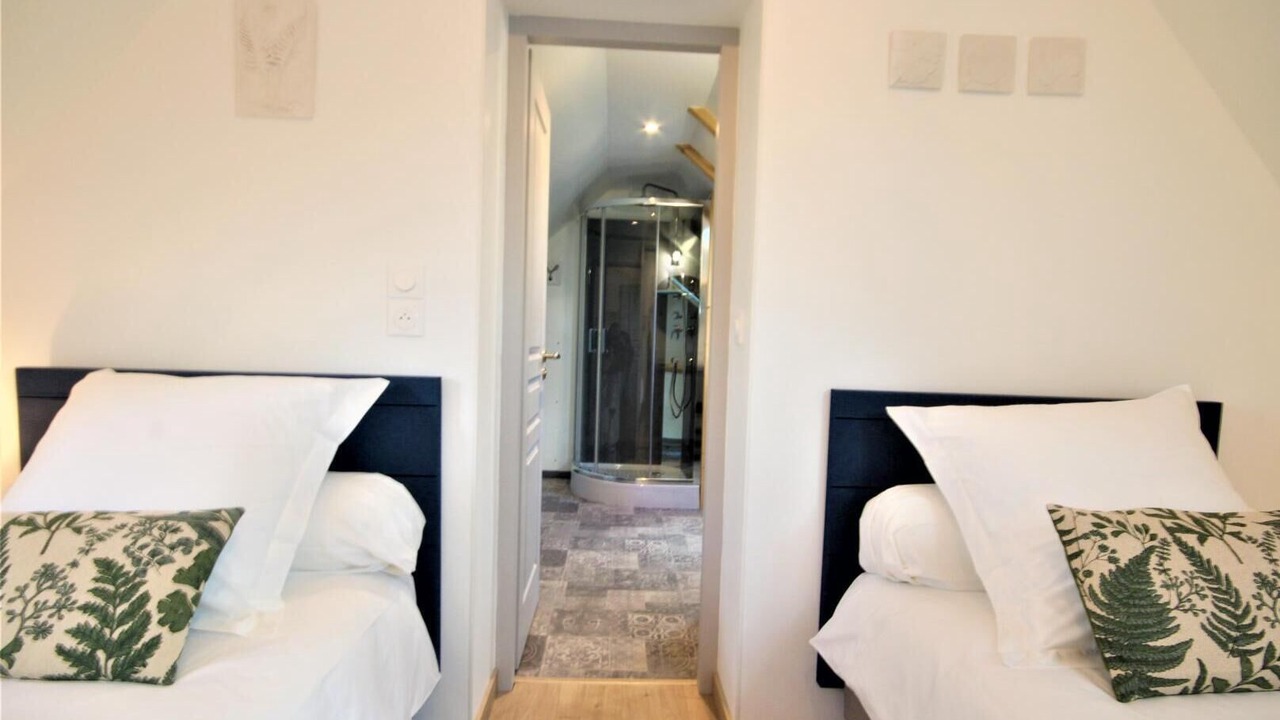 Photo of Bedroom in Arelaune-en-Seine