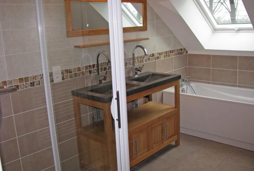 Photo of Bathroom in Criquetot-lʼEsneval