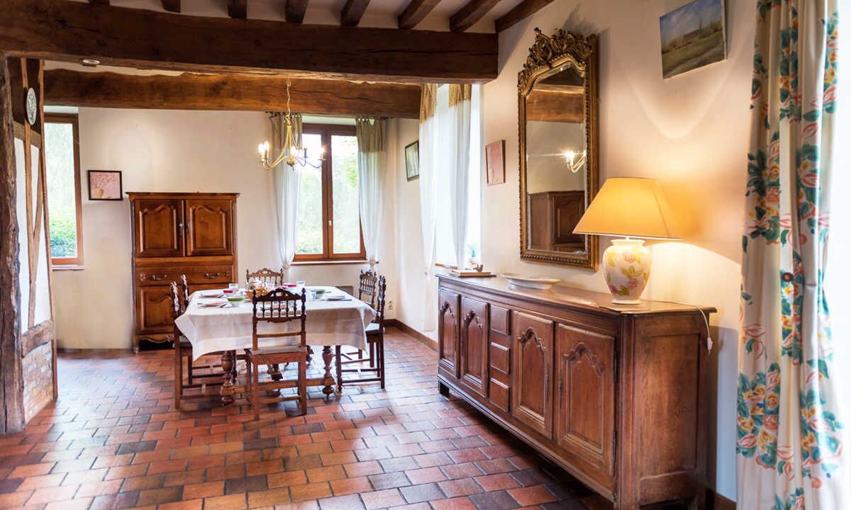 Photo of Others in Muchedent