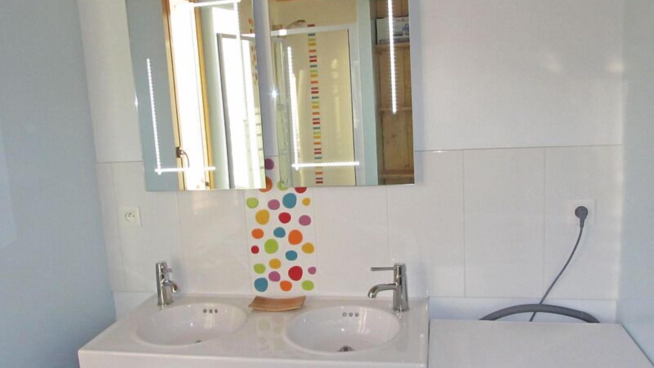 Photo of Bathroom in Yville-sur-Seine