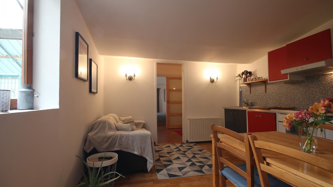 Photo of Livingroom in Bordeaux-Saint-Clair