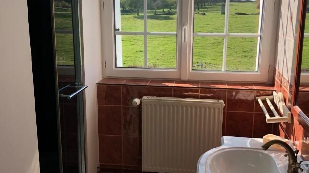 Photo of Bathroom in Ypreville-Biville