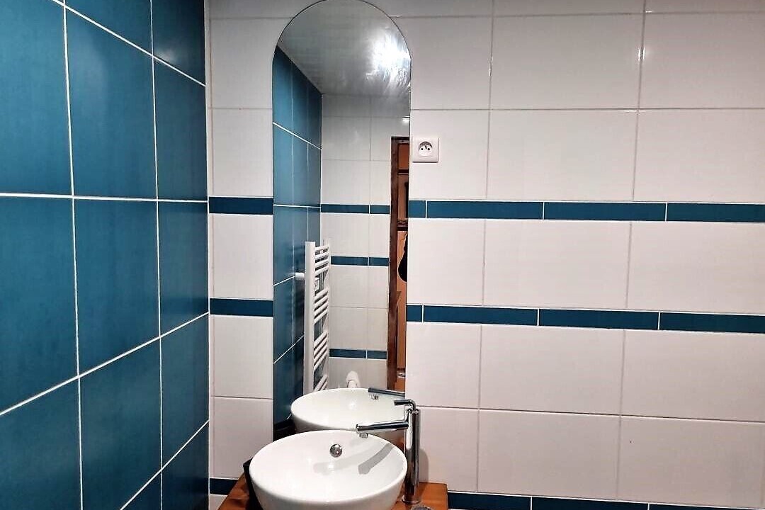 Photo of Bathroom in Therouldeville