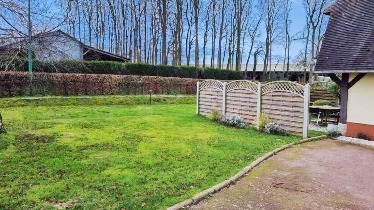 Photo of Outdoor in Therouldeville