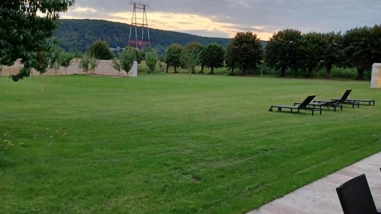 Photo of Outdoor in Sahurs