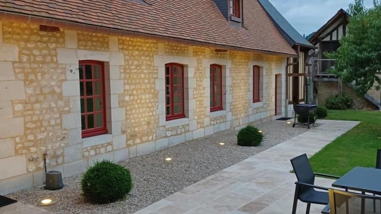 Photo of Outdoor in Sahurs