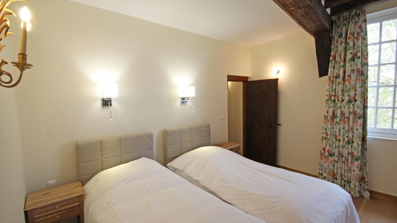 Photo of Bedroom in Sahurs