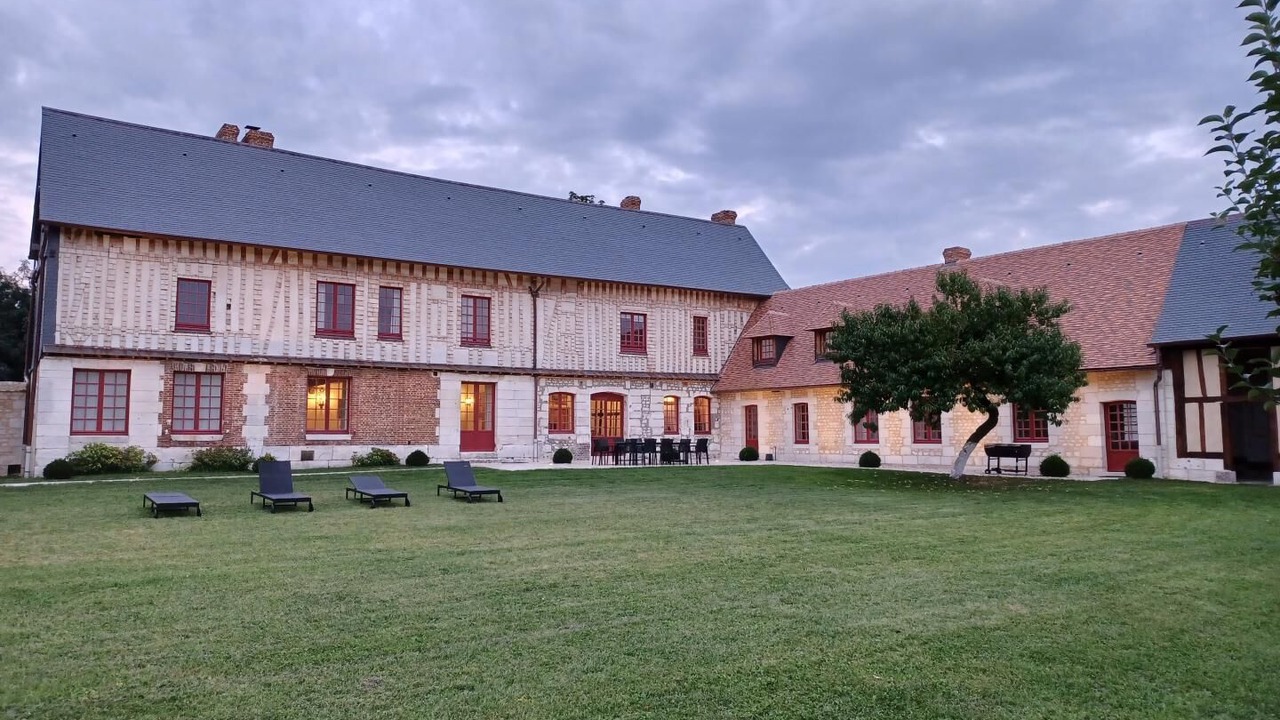 Photo of Outdoor in Sahurs