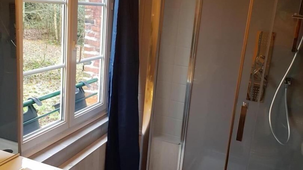 Photo of Bathroom in Varneville-Bretteville