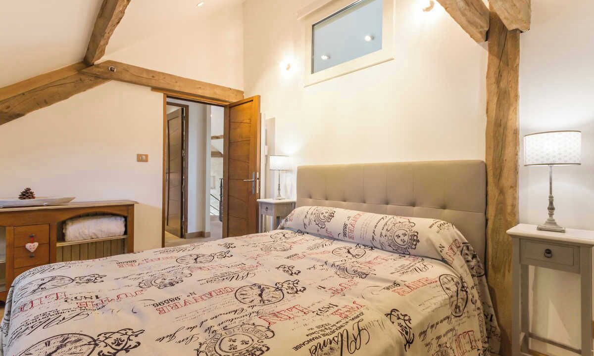 Photo of Bedroom in Mirville