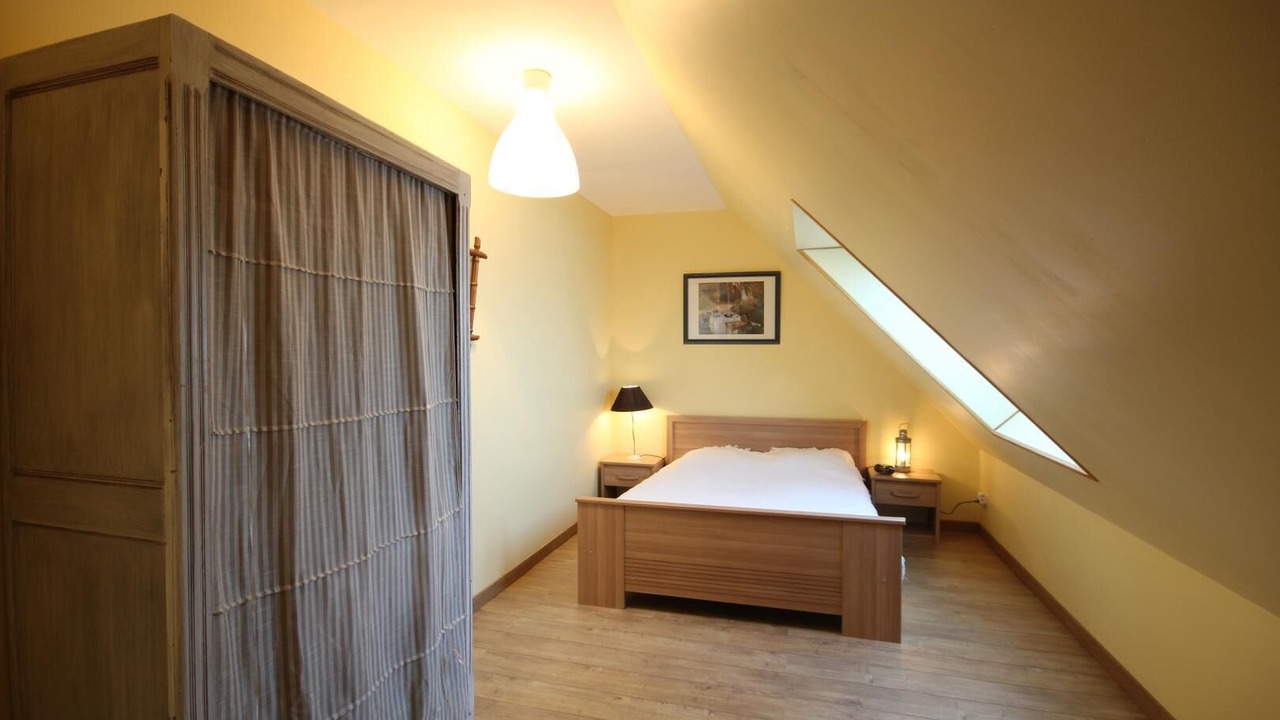 Photo of Bedroom in Mortemer