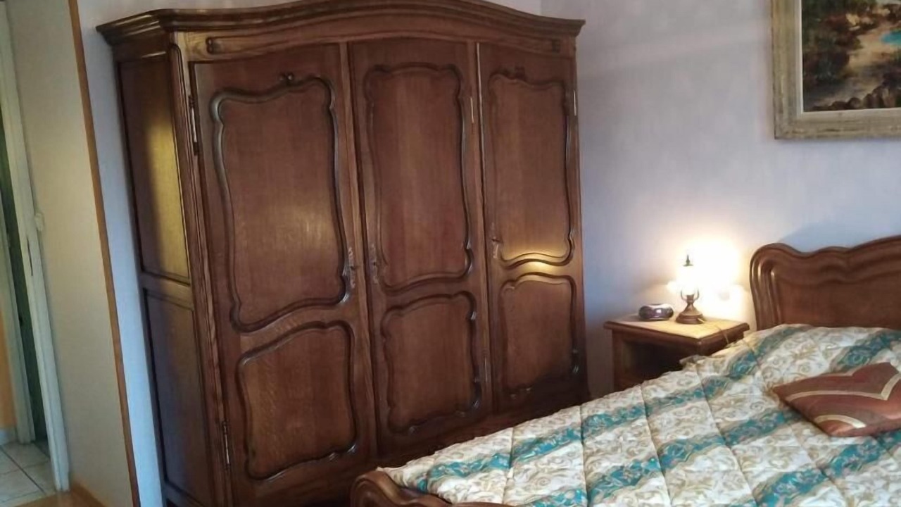 Photo of Bedroom in Mortemer