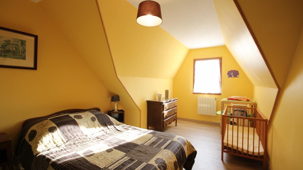 Photo of Bedroom in Mortemer