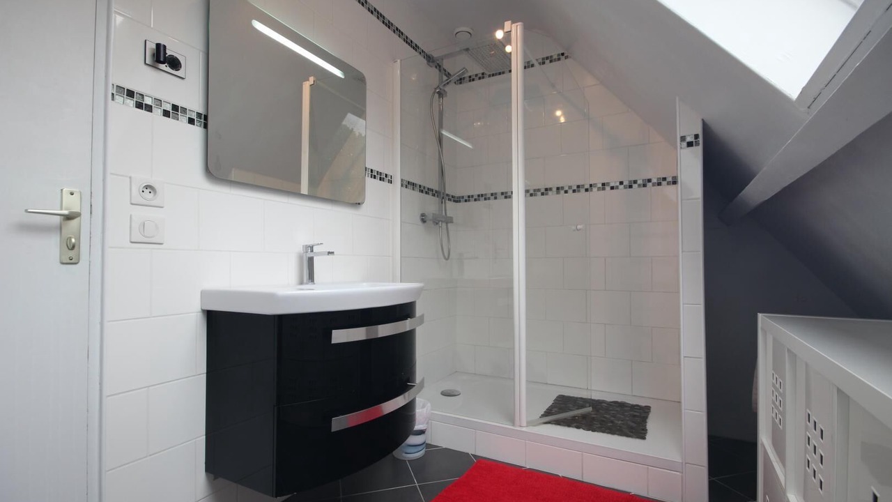 Photo of Bathroom in La Londe
