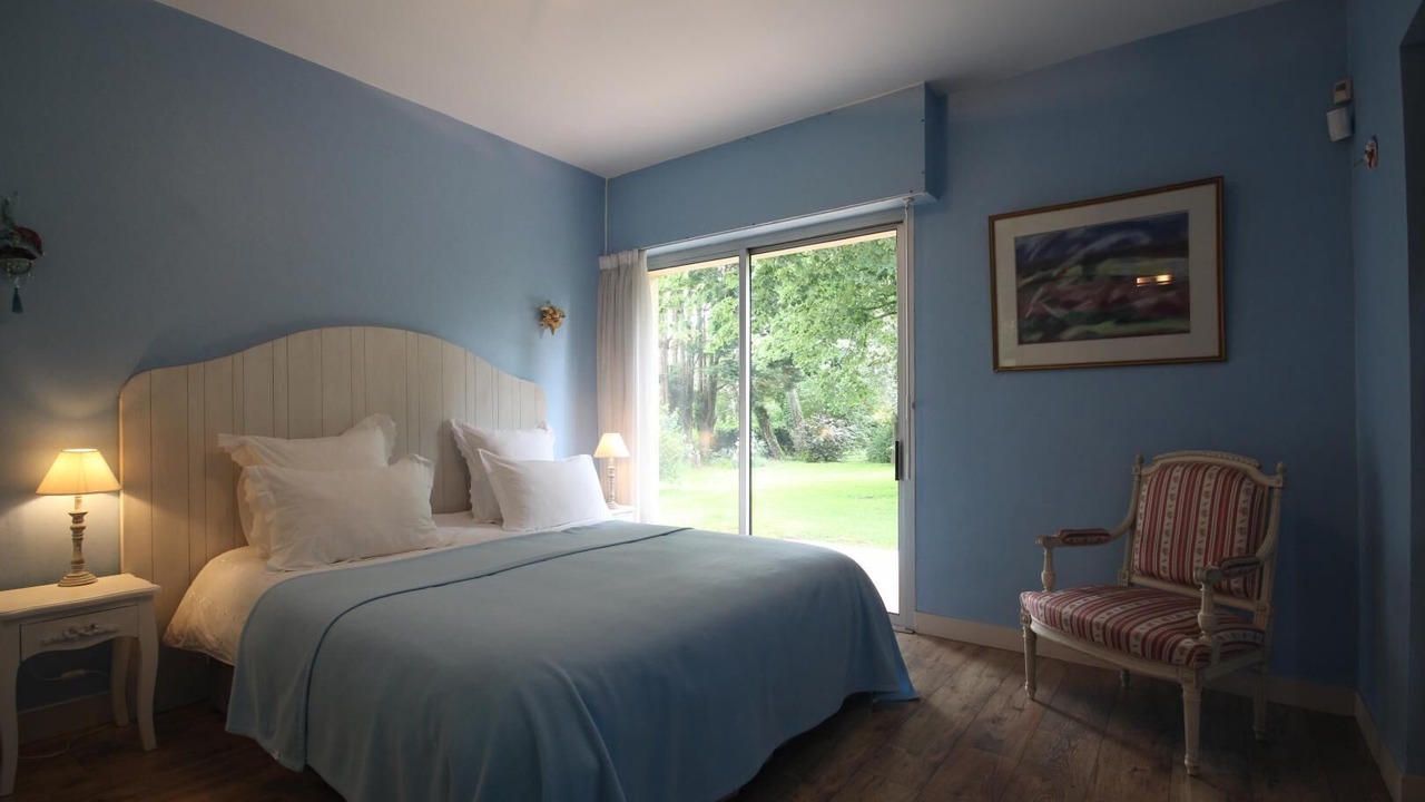 Photo of Bedroom in La Londe