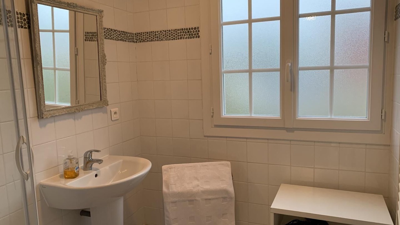 Photo of Bathroom in Angiens