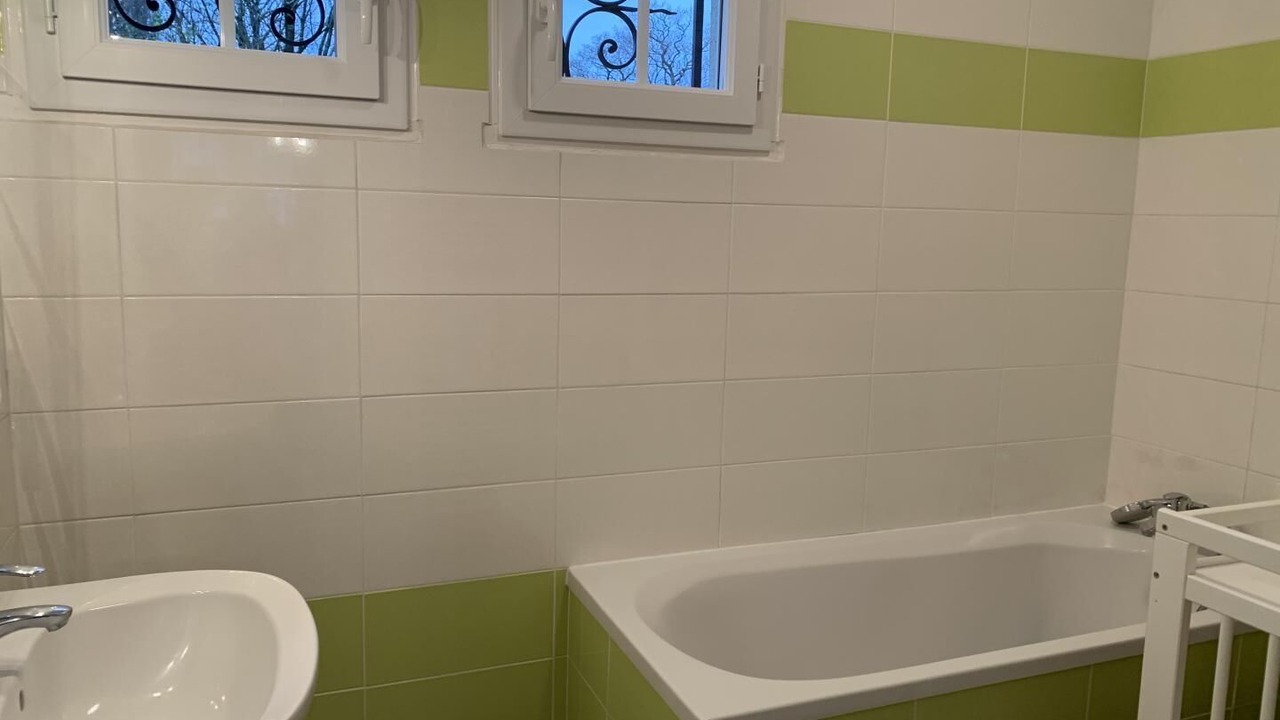 Photo of Bathroom in Angiens