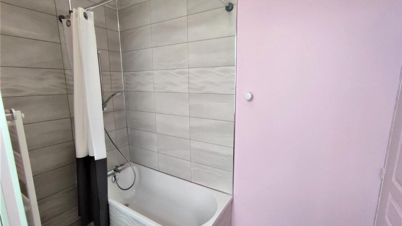 Photo of Bathroom in Saint-Pierre-de-Varengeville
