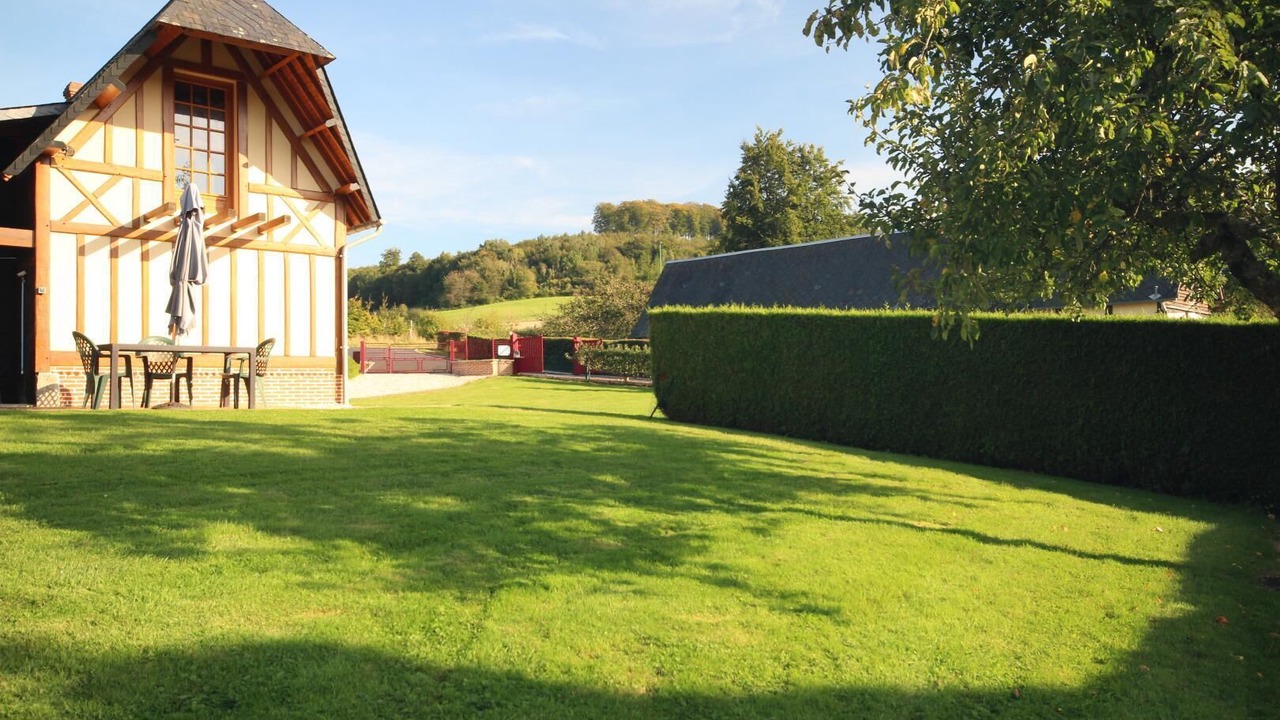 Photo of Outdoor in Muchedent