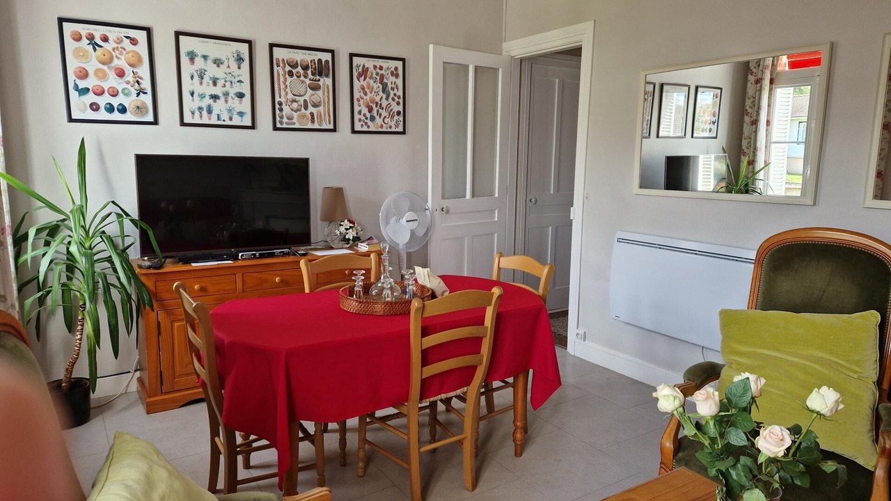 Photo of Others in Rolleville