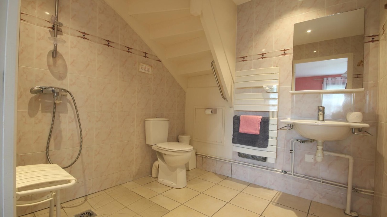 Photo of Bathroom in Cauville-sur-Mer