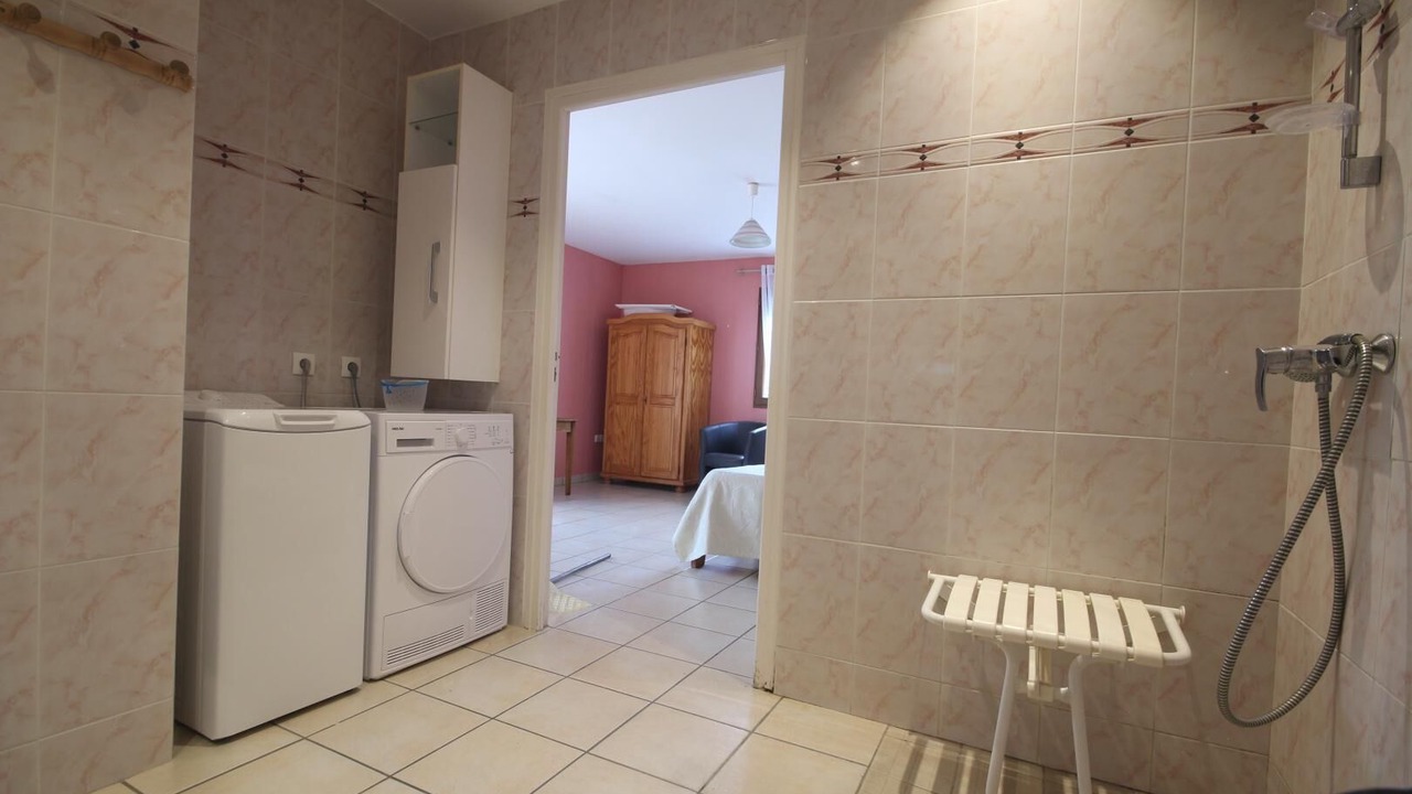 Photo of Bathroom in Cauville-sur-Mer
