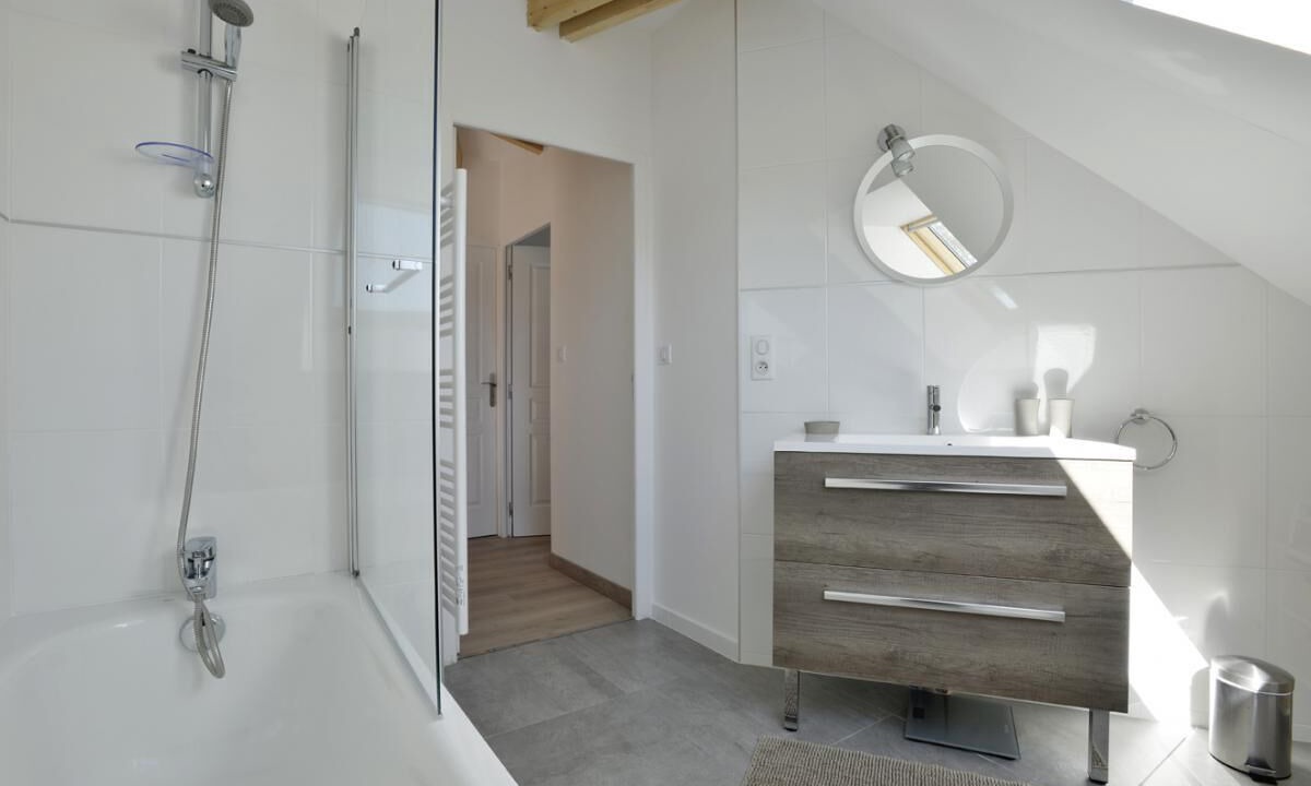 Photo of Bathroom in Houdetot