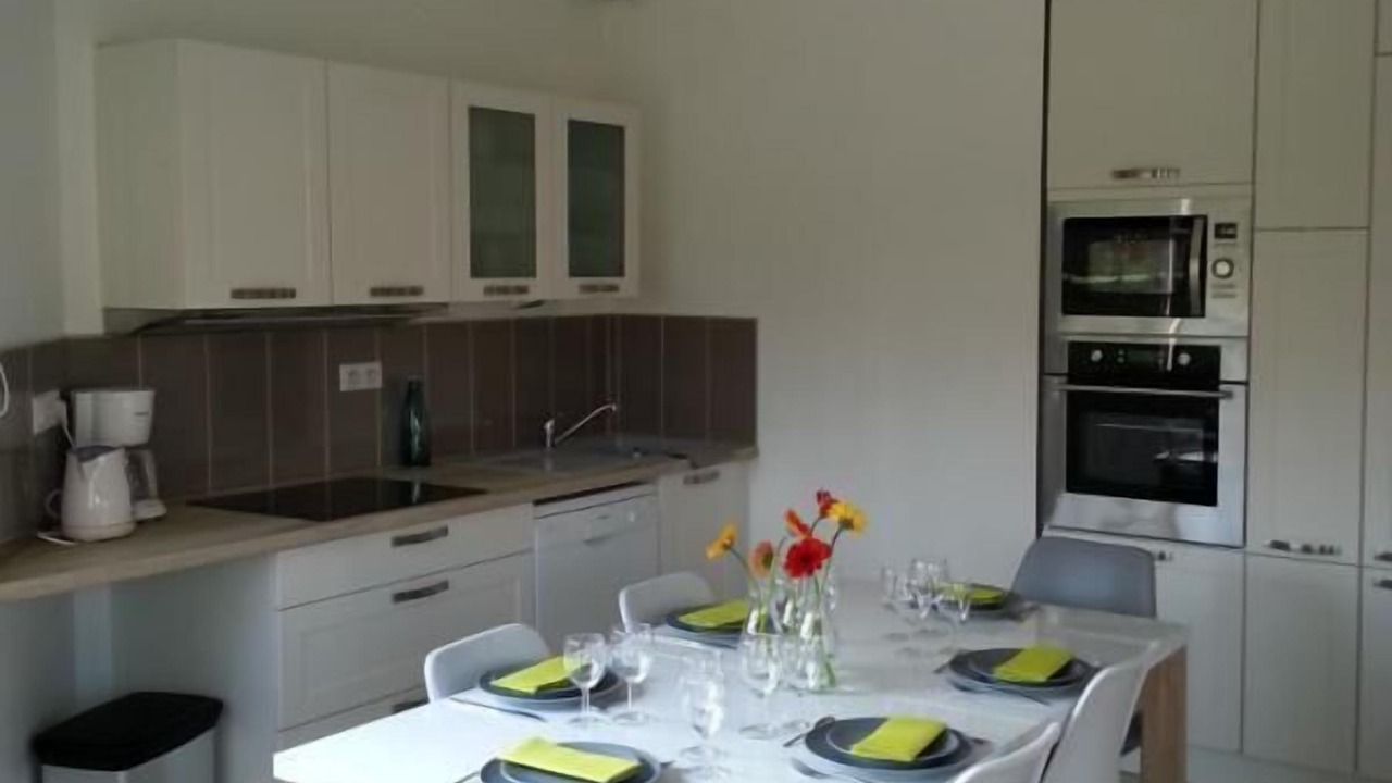 Photo of Others in Houdetot