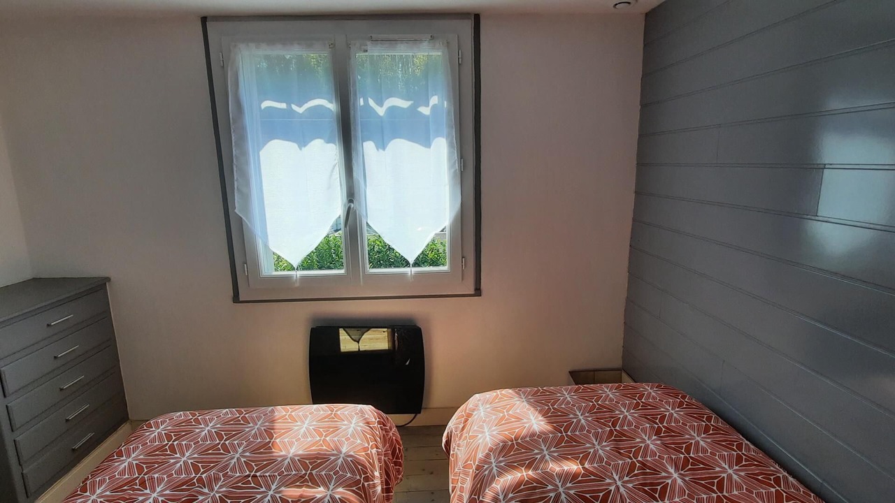Photo of Bedroom in Fecamp