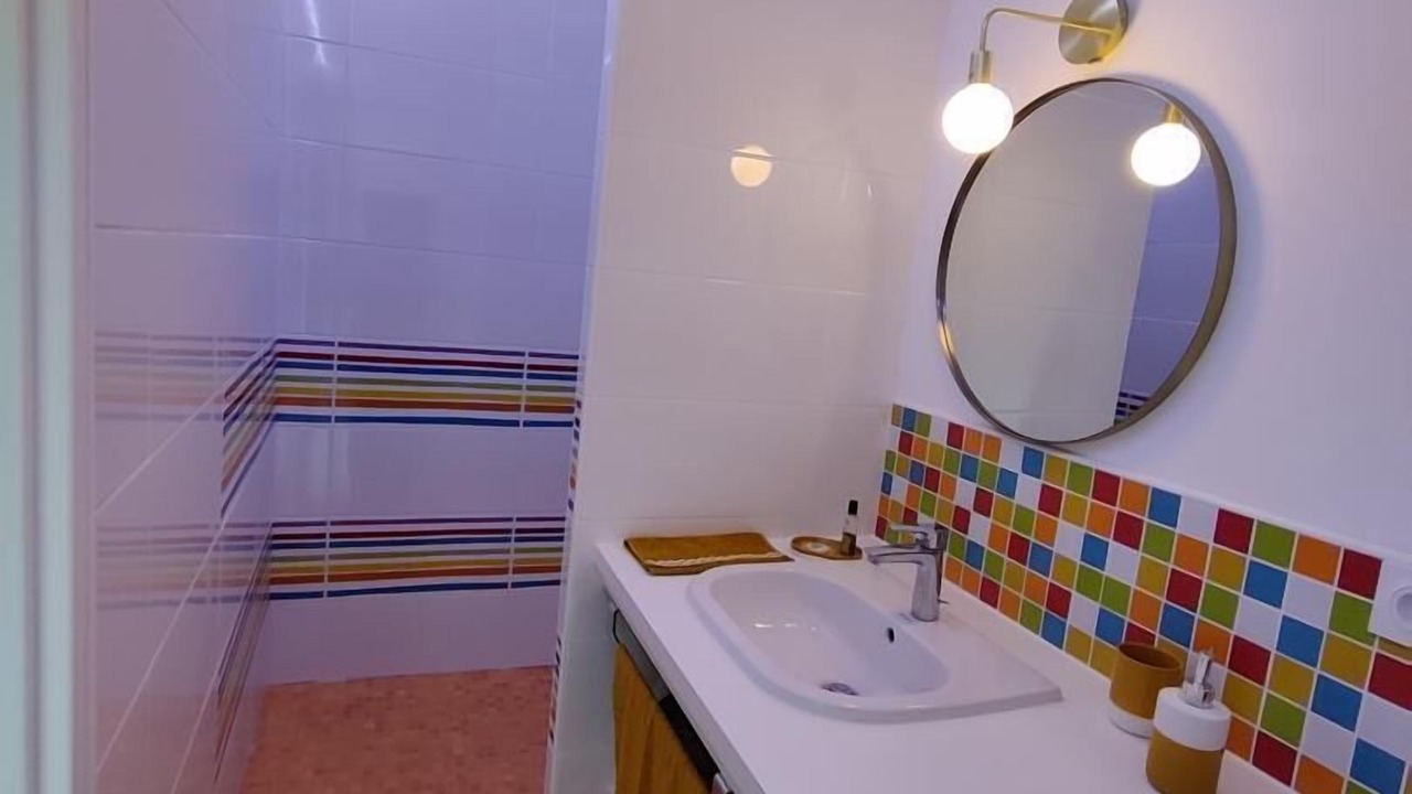 Photo of Bathroom in Downtown Le Havre