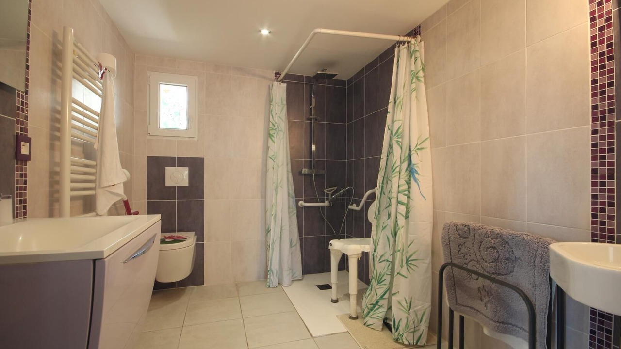 Photo of Bathroom in Bertreville