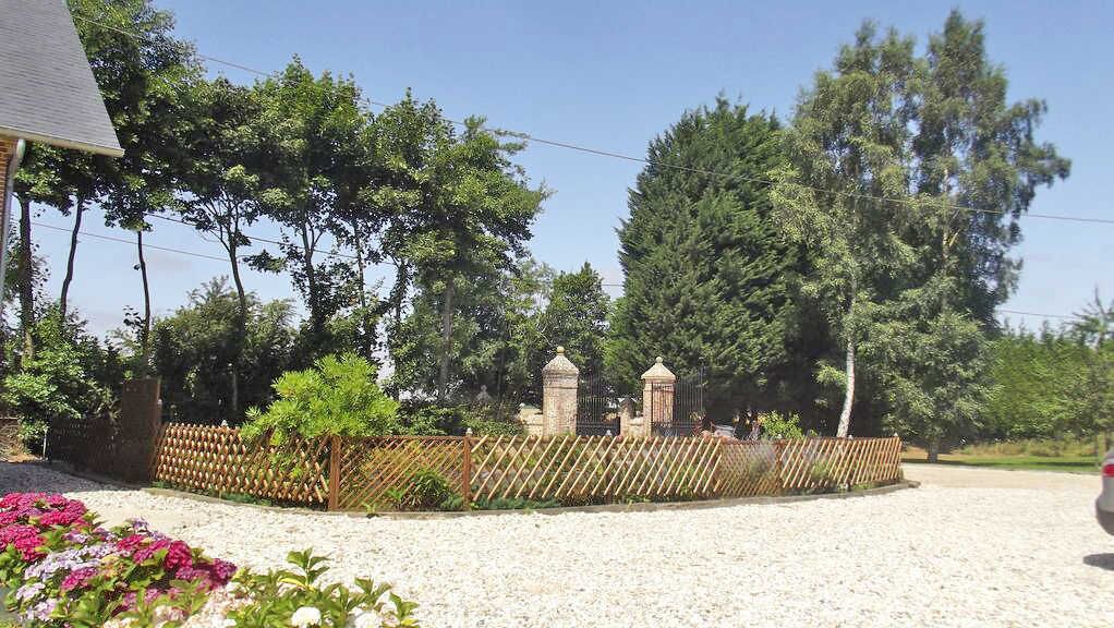 Photo of Outdoor in Ypreville-Biville