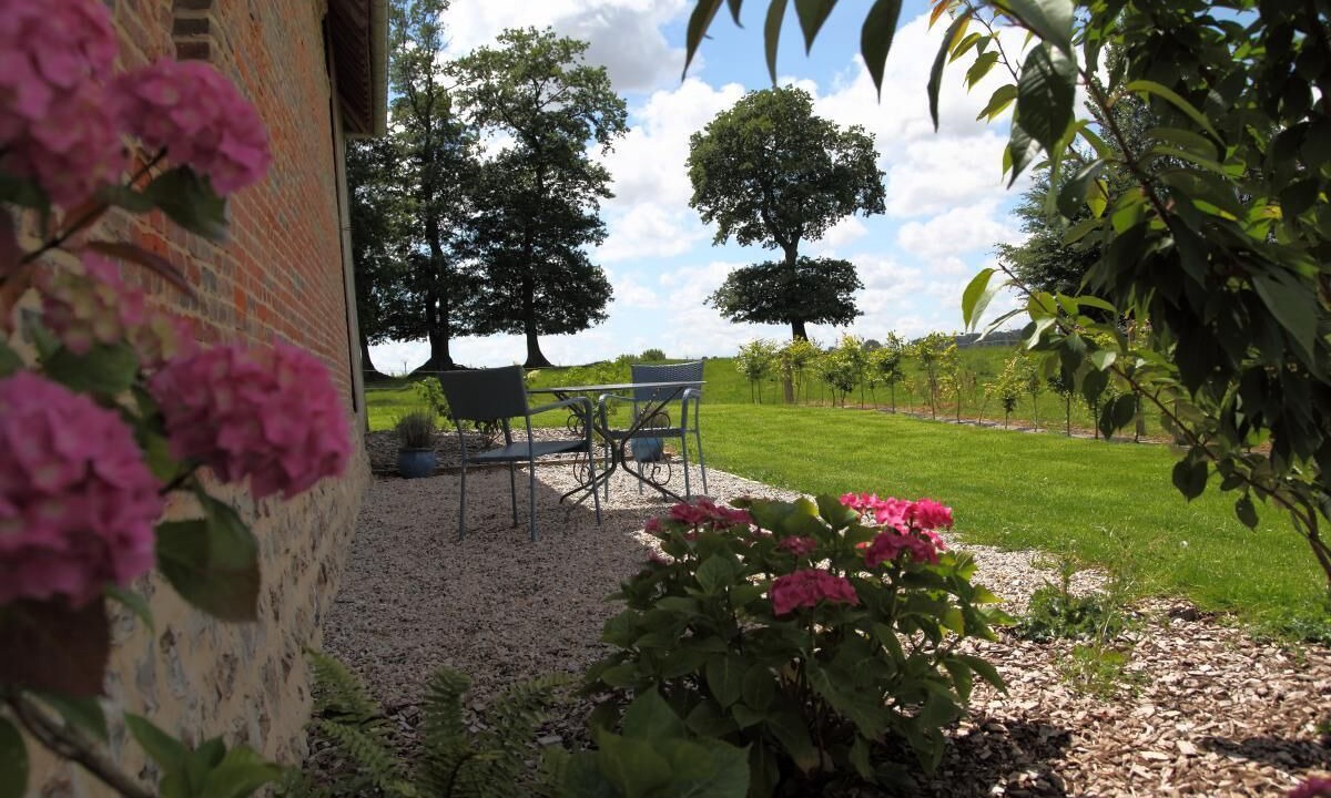 Photo of Outdoor in Envronville