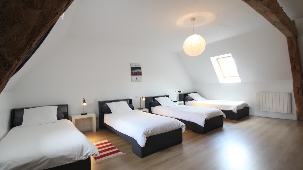 Photo of Bedroom in Envronville