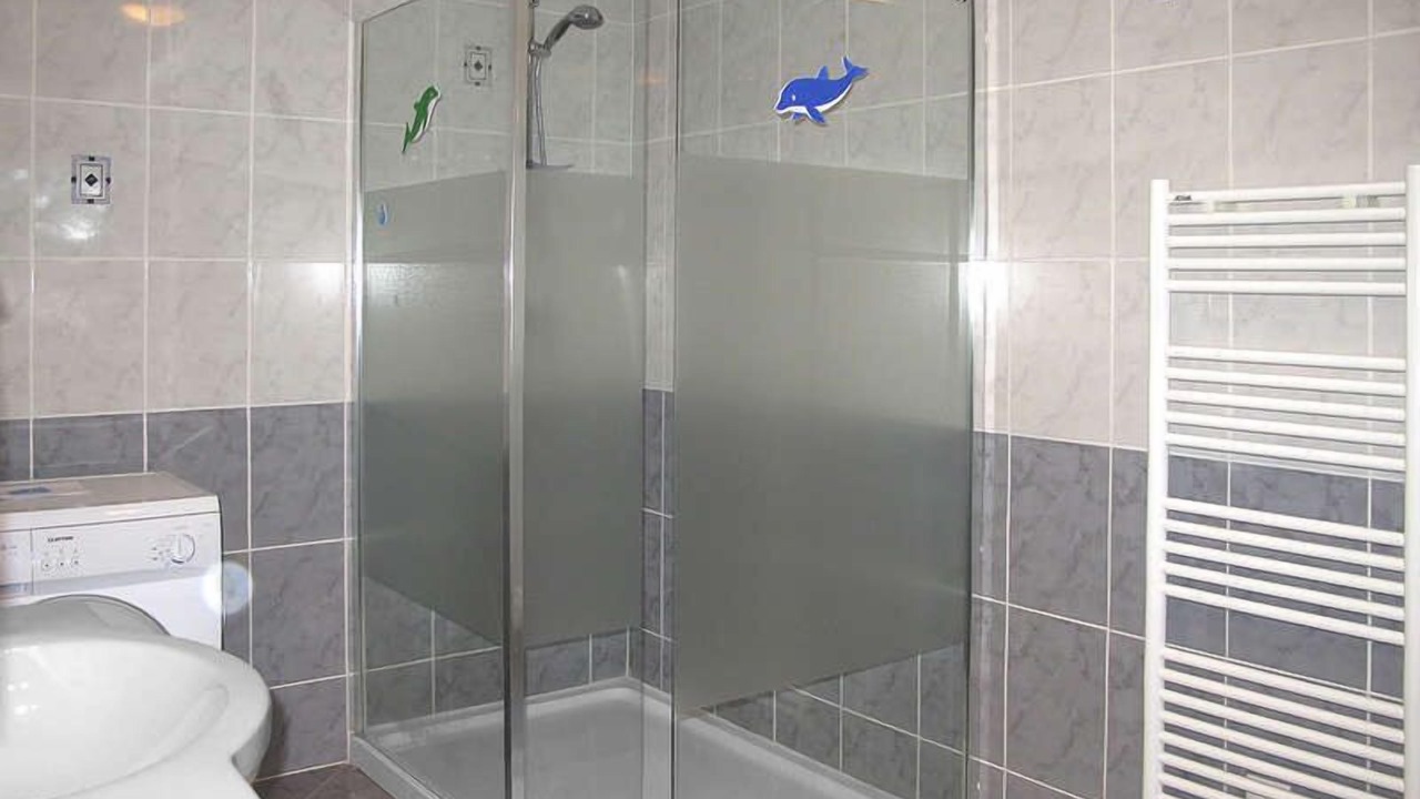 Photo of Bathroom in Angerville-l'Orcher