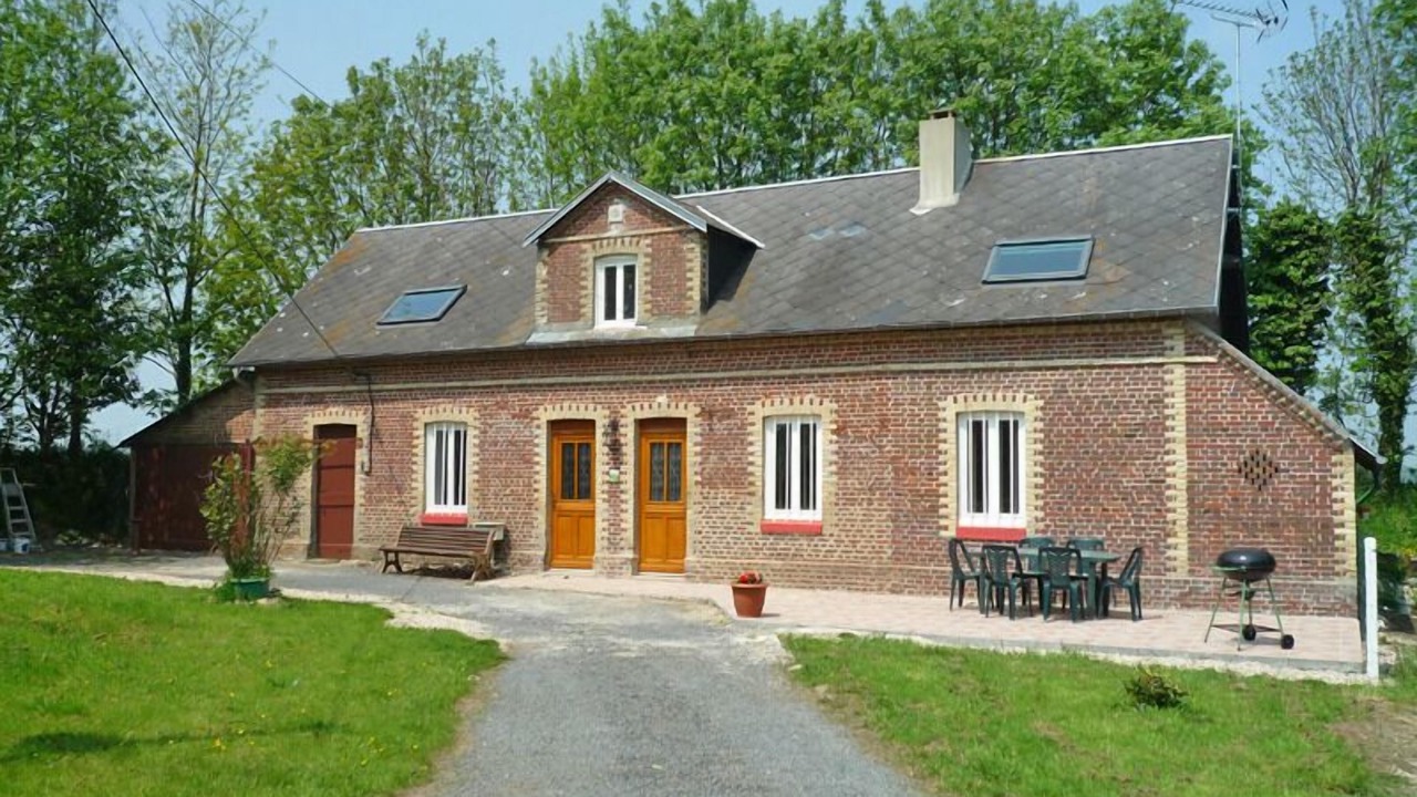 Photo of Outdoor in Angerville-l'Orcher