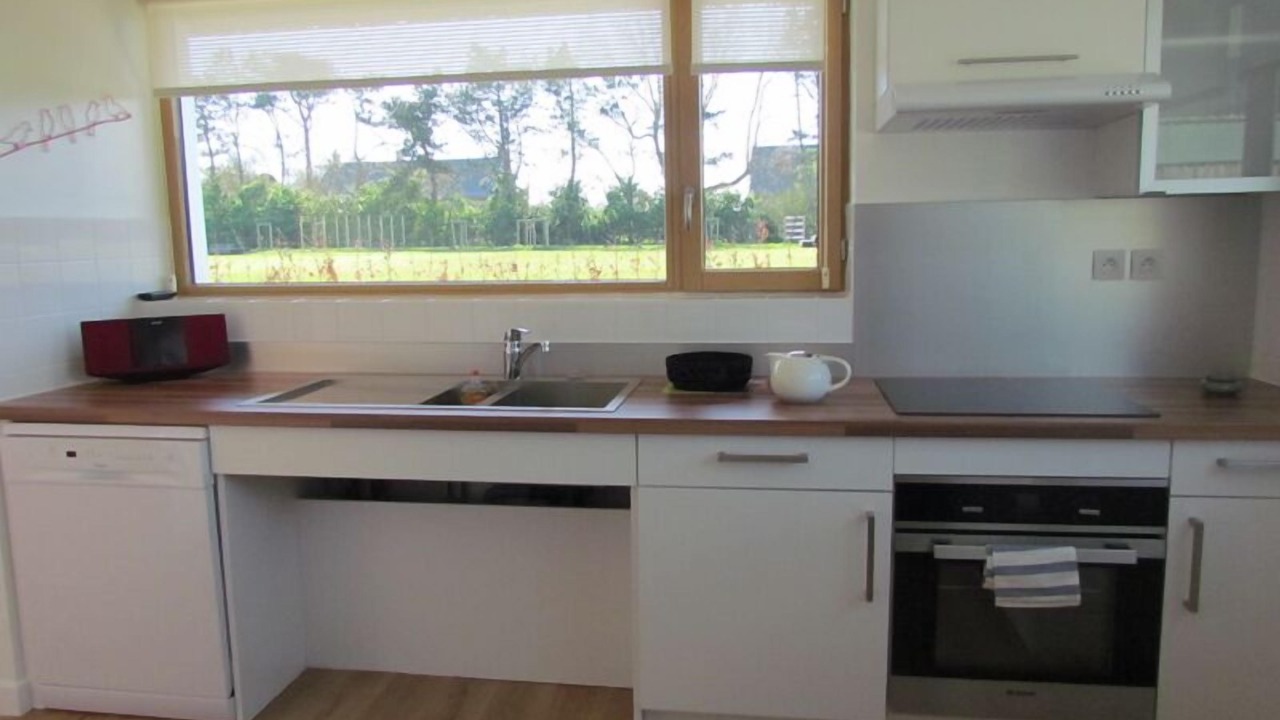 Photo of Kitchen in Paluel