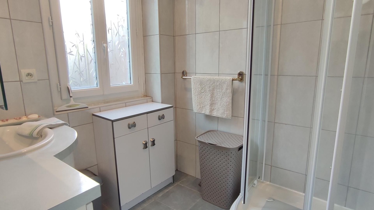 Photo of Bathroom in Saint-Laurent-en-Caux