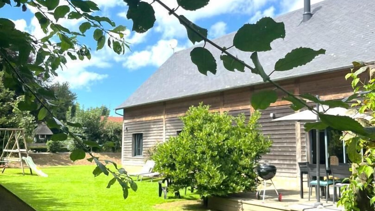 Photo of Patio Balcony in Houdetot
