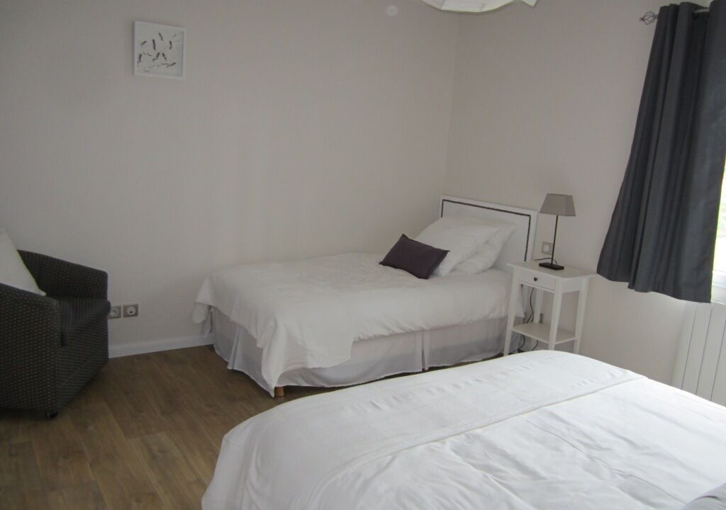 Photo of Bedroom in Houdetot