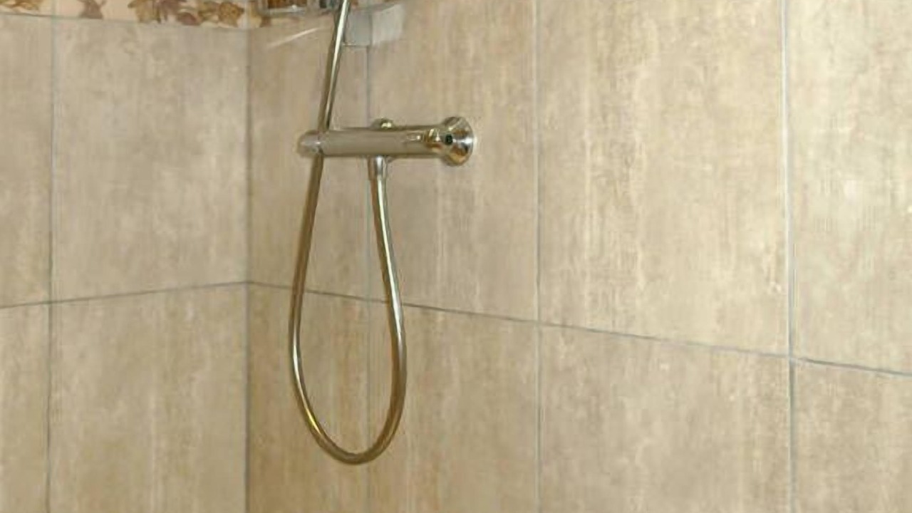 Photo of Bathroom in Veauville-les-Quelles