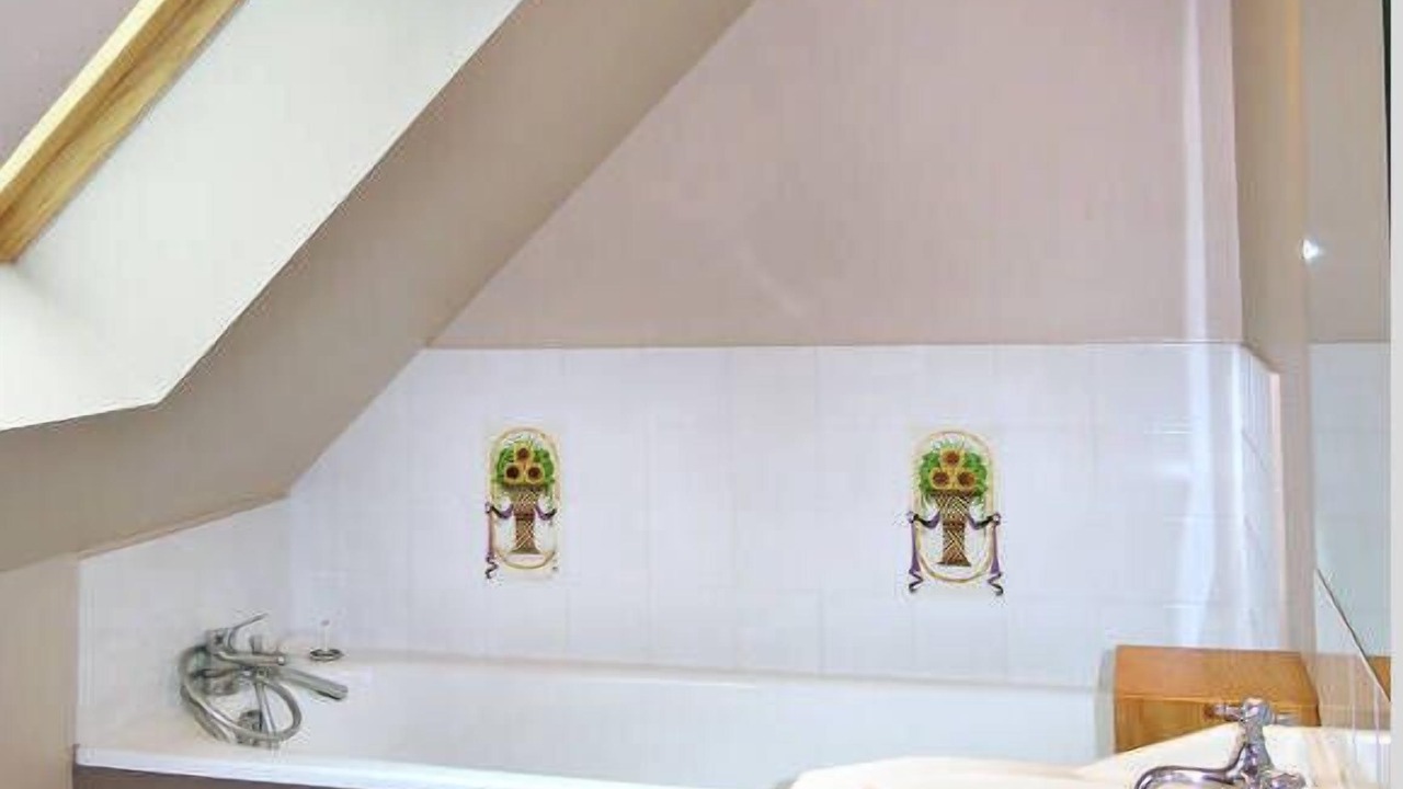 Photo of Bathroom in Veauville-les-Quelles