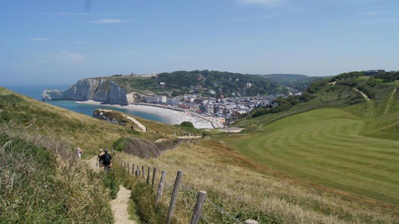 Photo of Others in Etretat