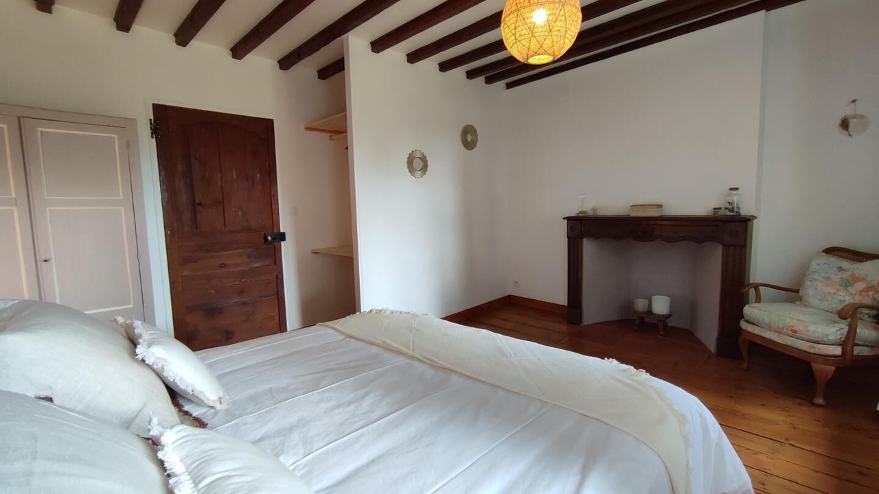 Photo of Bedroom in Fresne-le-Plan